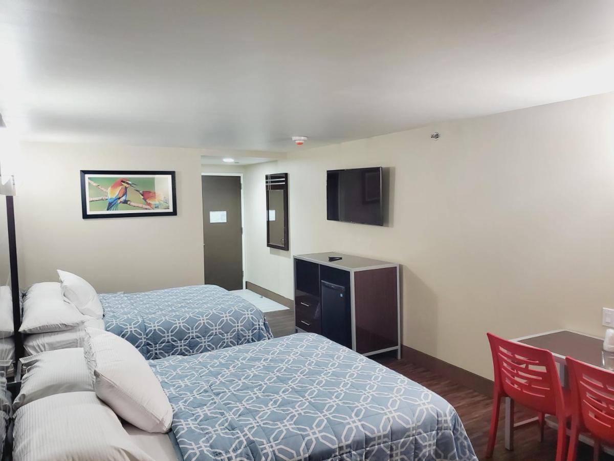 Brooklyn Broadway Hotel นิวยอร์ก ภายนอก รูปภาพ