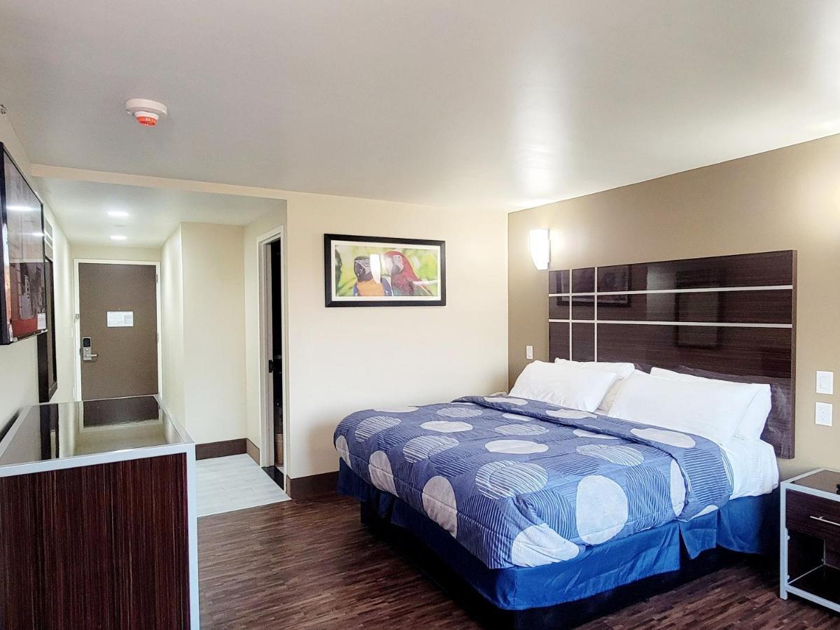 Brooklyn Broadway Hotel นิวยอร์ก ภายนอก รูปภาพ
